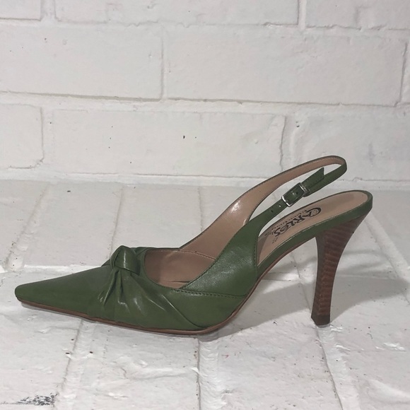 Carlos Santana Heel - Picture 2 of 4